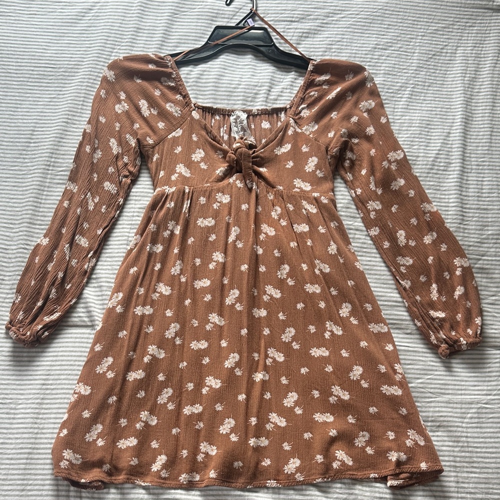 Charming Brown Floral Dress ( dry goods)